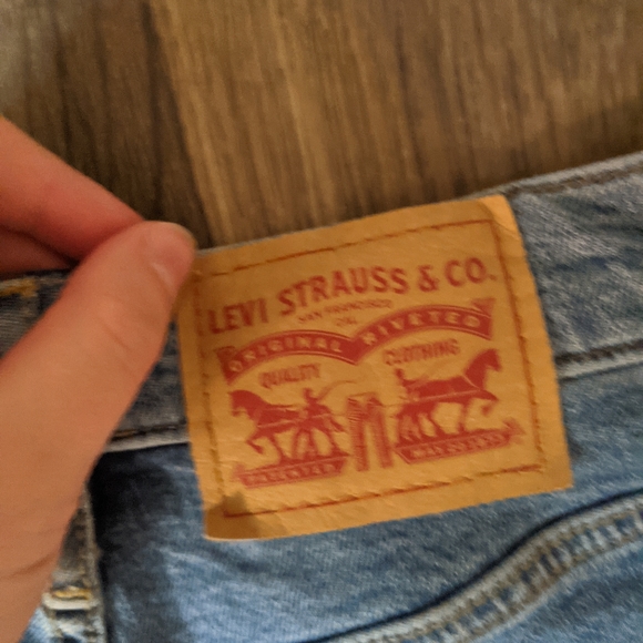 Size 27 levi's - Picture 4 of 5